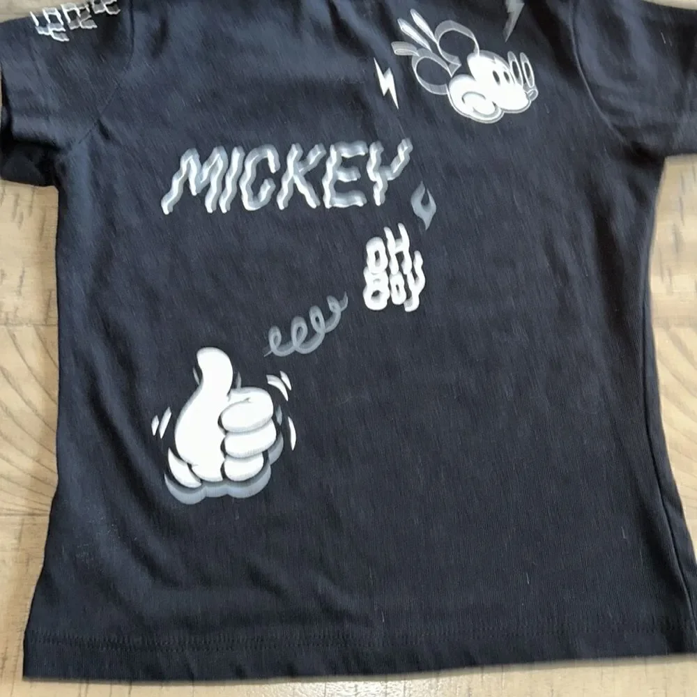 Disney’s Mickey Mouse 🐭🏰 Chill Oh Boy 👦 Tee Shirt 👕